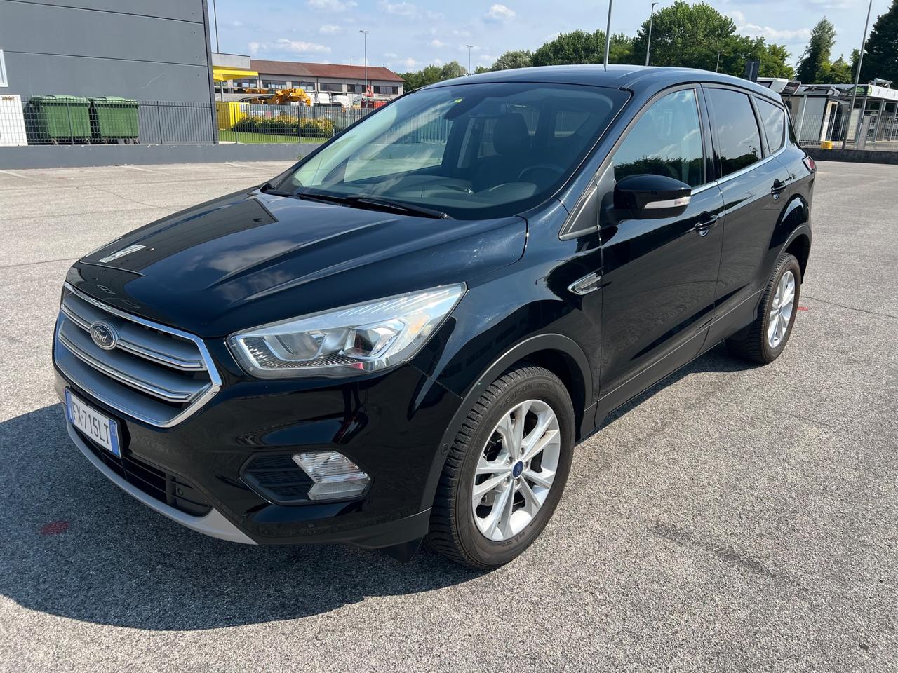Ford Kuga 1.5 TDCI 120 CV S&S 2WD Powershift Edition