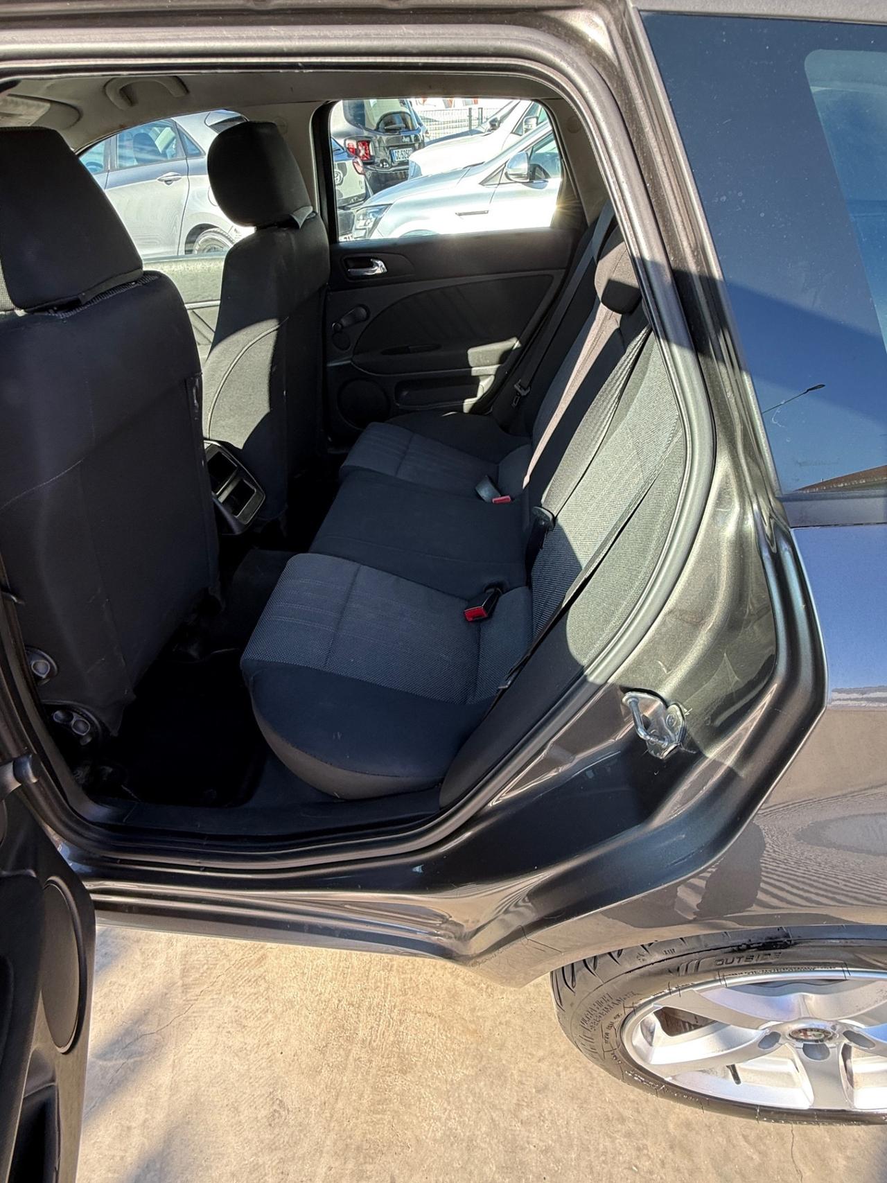 Alfa Romeo 159 1.9 JTDm 16V Progression