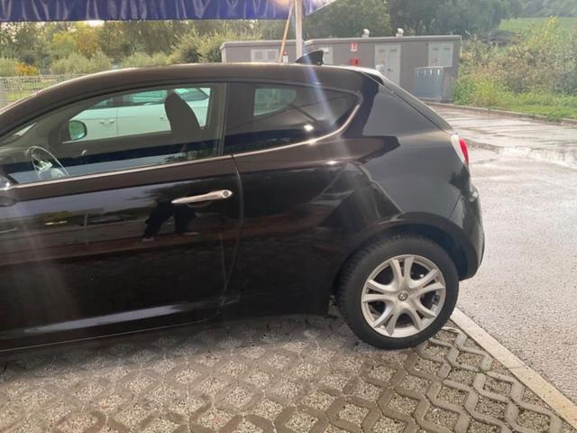 ALFA ROMEO MiTo 1.3 JTD 95 CV Distinctive
