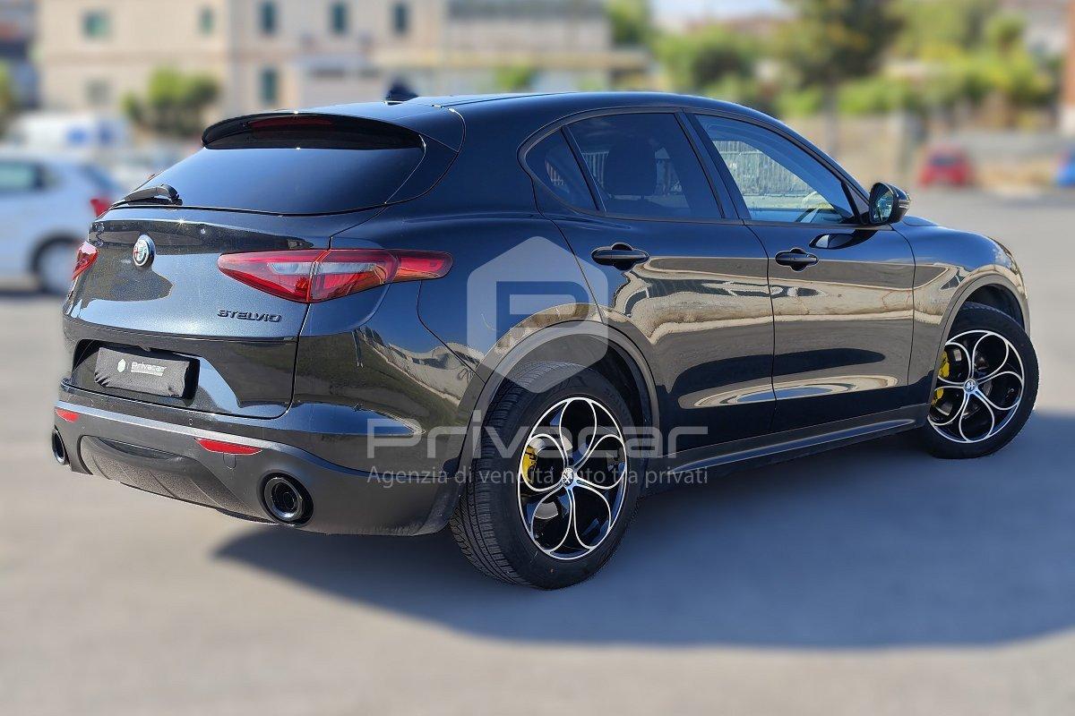 ALFA ROMEO Stelvio 2.2 Turbodiesel 180 CV AT8 Q4 Business