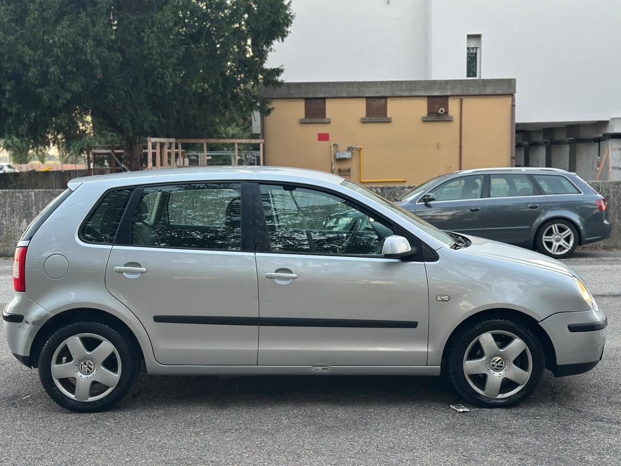 Volkswagen Polo 1.4 16V 5p. Trendline