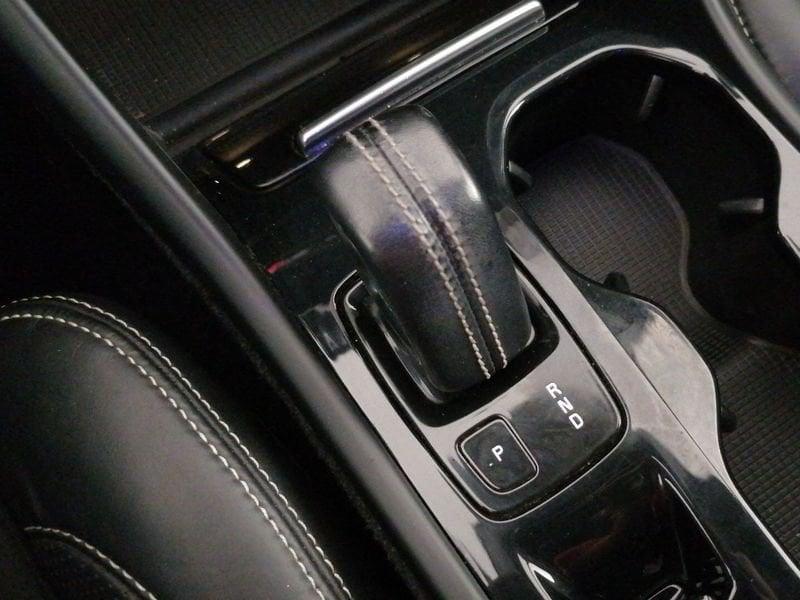 Volvo XC40 2.0 d4 R-design awd geartronic