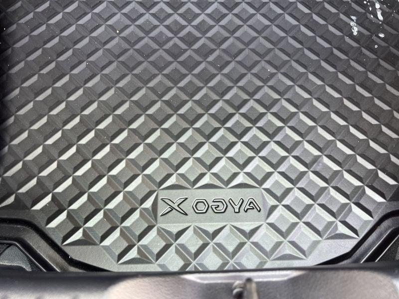 Toyota Aygo X 1.0B (72 CV) Active