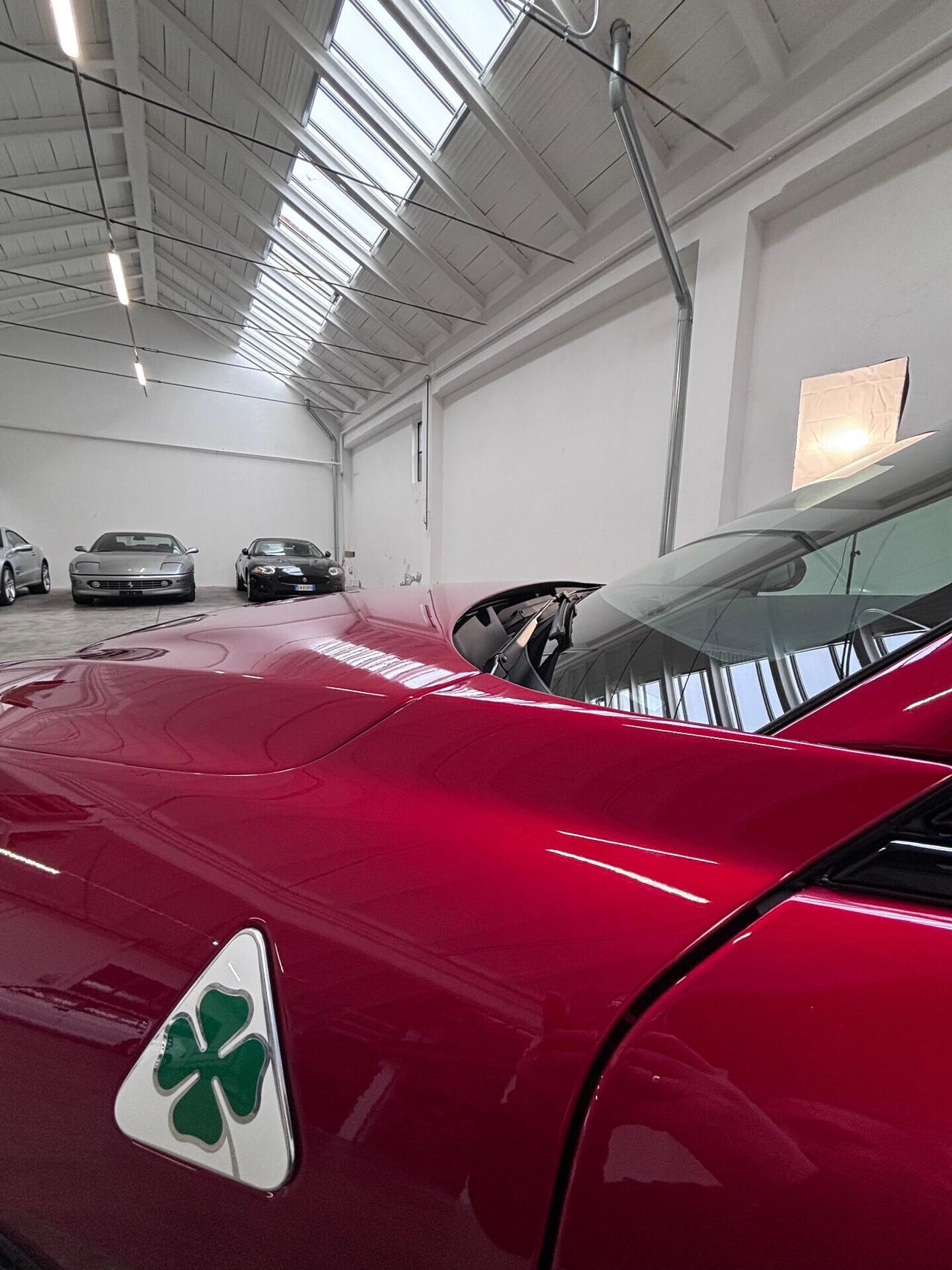 Alfa Romeo Giulia 2.9 V6 Bi-Turbo AT8 Quadrifoglio