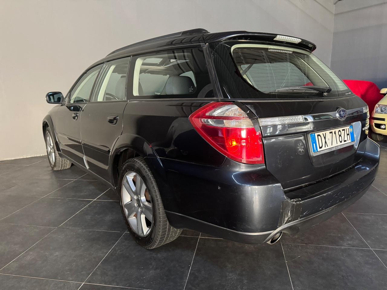 Subaru OUTBACK automatica gpl