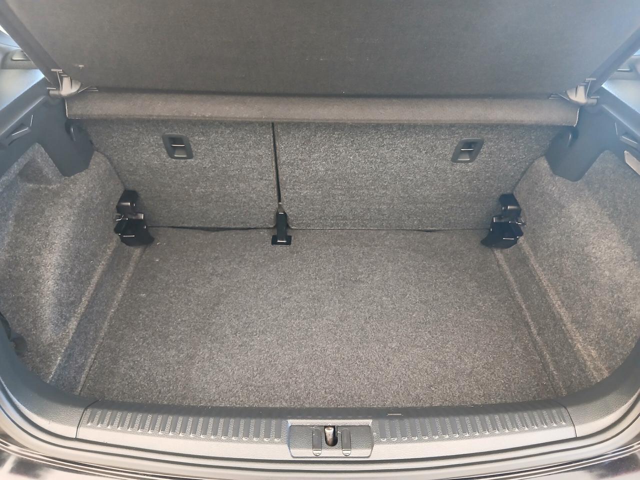 Volkswagen Polo 1.6 TDI 90CV DPF 5 porte 11
