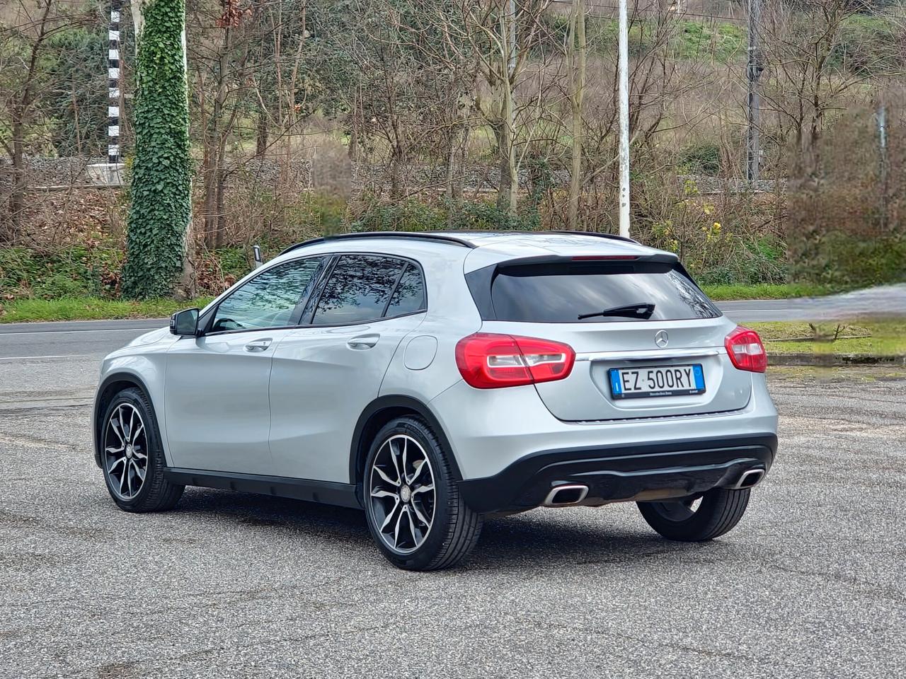 Mercedes-benz GLA 200 GLA 200 CDI Automatic Premium 2015-E6