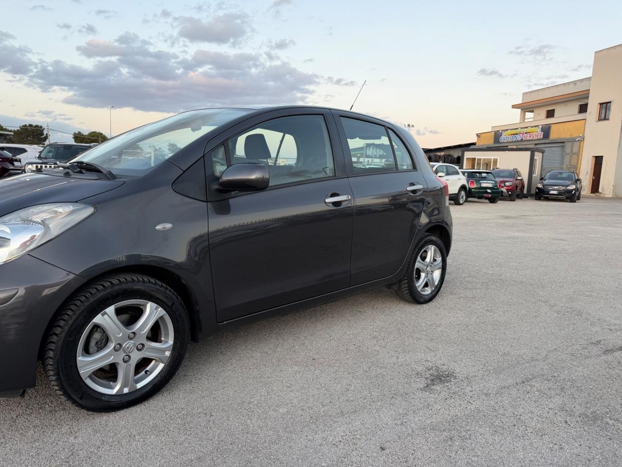 TOYOTA YARIS 1.3 SOL 5PORTE TAGLIANDATISSIMA MY11