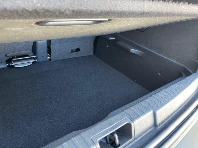 RENAULT Captur 0.9 90CV UNIPROPRIETARIO ADATTA PER NEOPATENTATI