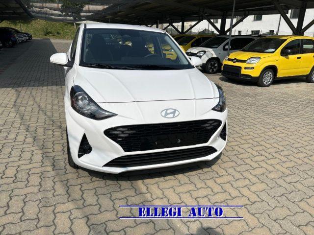 HYUNDAI i10 1.0 63 CV Connectline KM 0