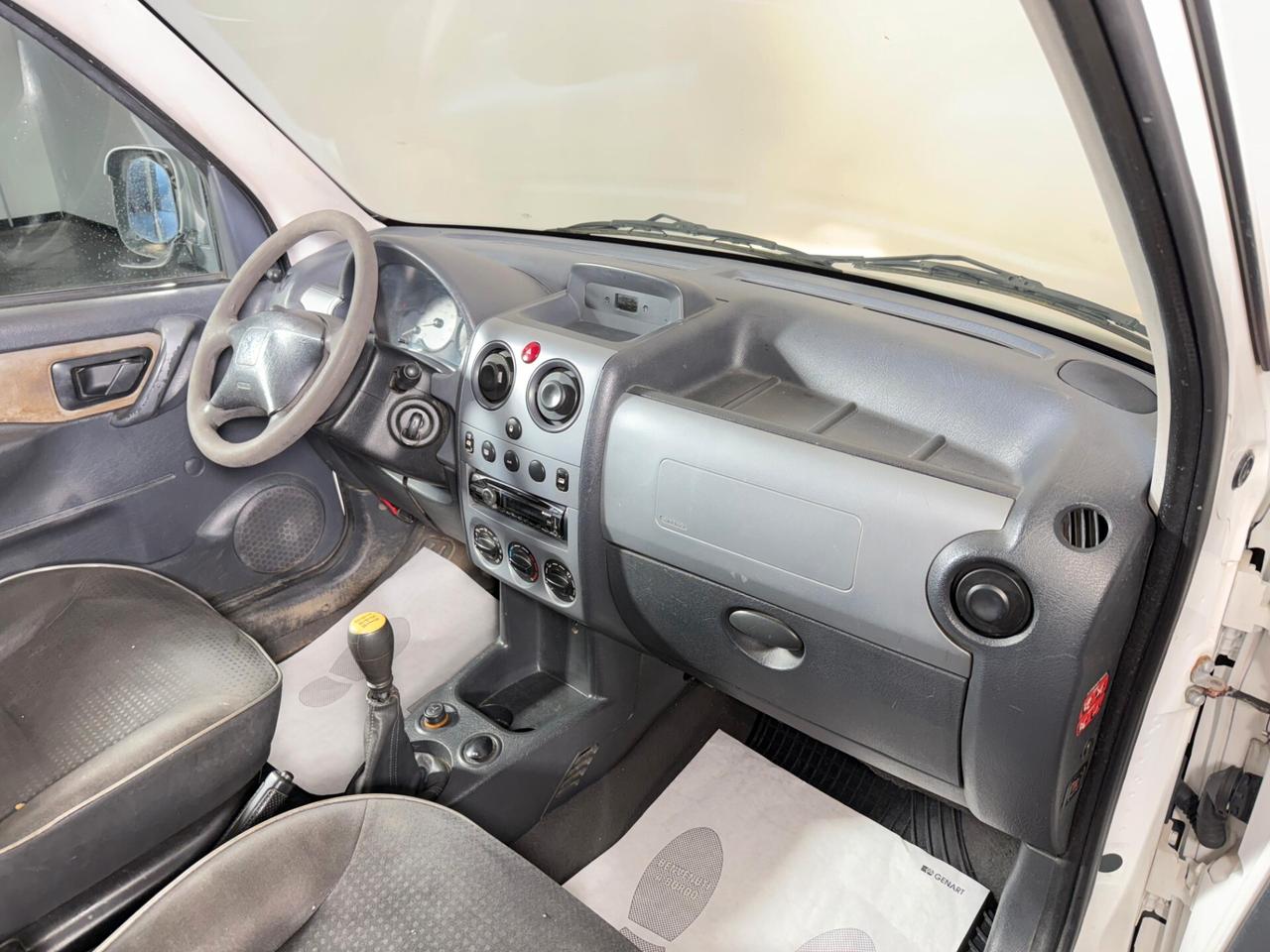 Peugeot Ranch 1.6 HDi 5p. AUTOCARRO