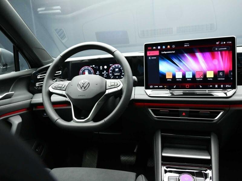 VOLKSWAGEN Tiguan 3ª serie Tiguan 1.5 eTSI 150...