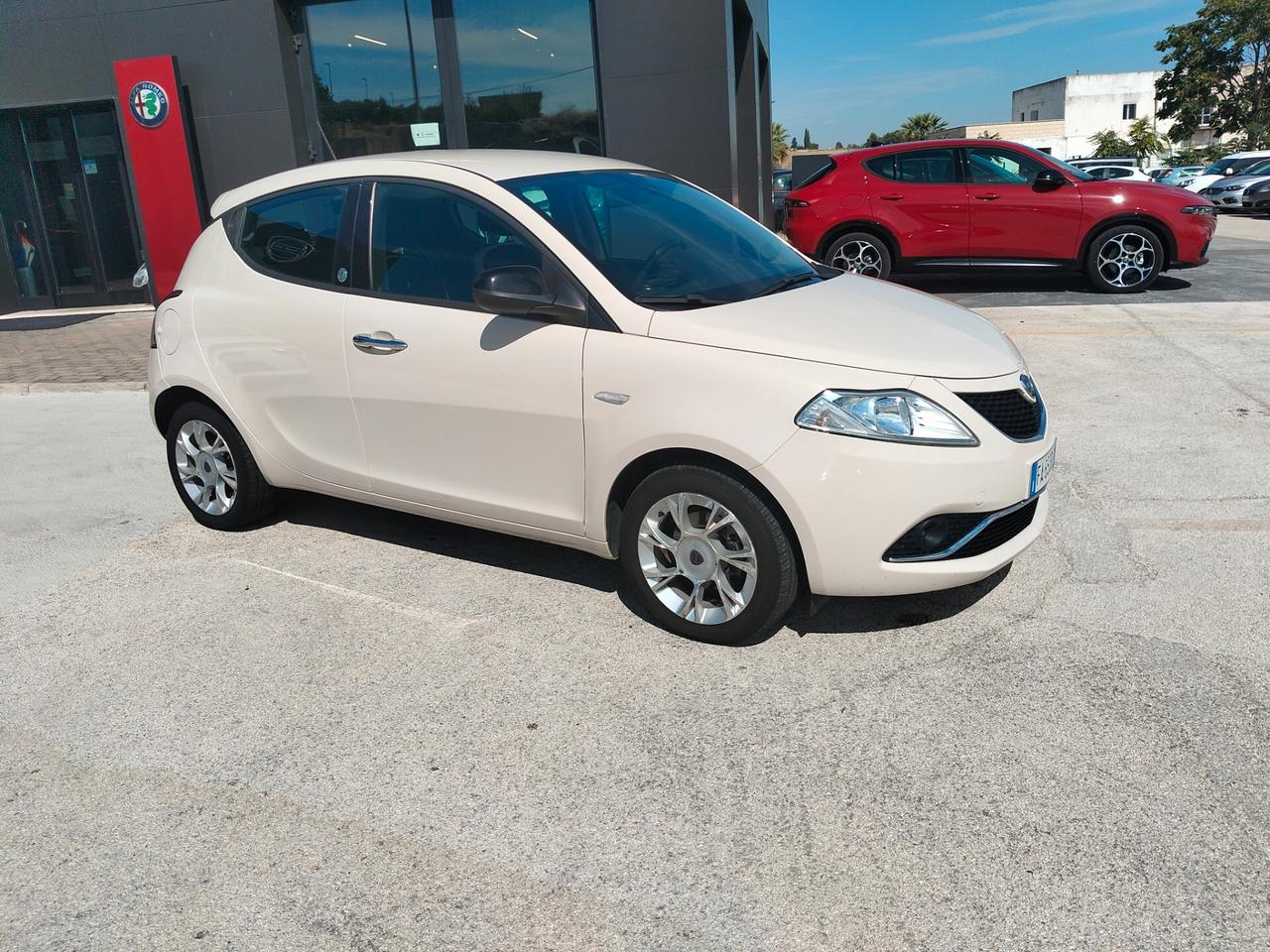 Lancia Ypsilon 1.3 MJT 16V 95 CV 5 porte S&S Opening Edition