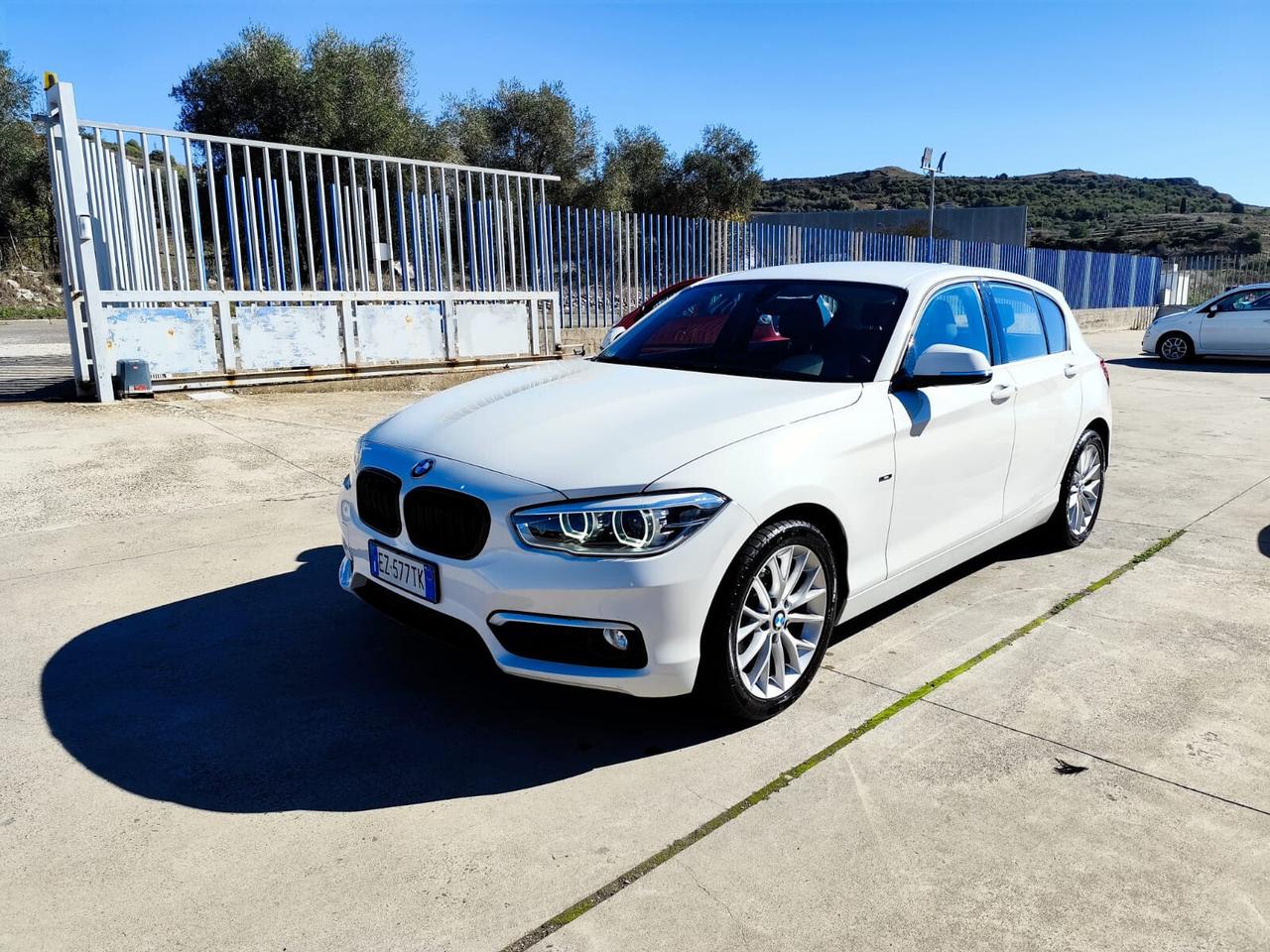 Bmw 118 118d 5p. Urban