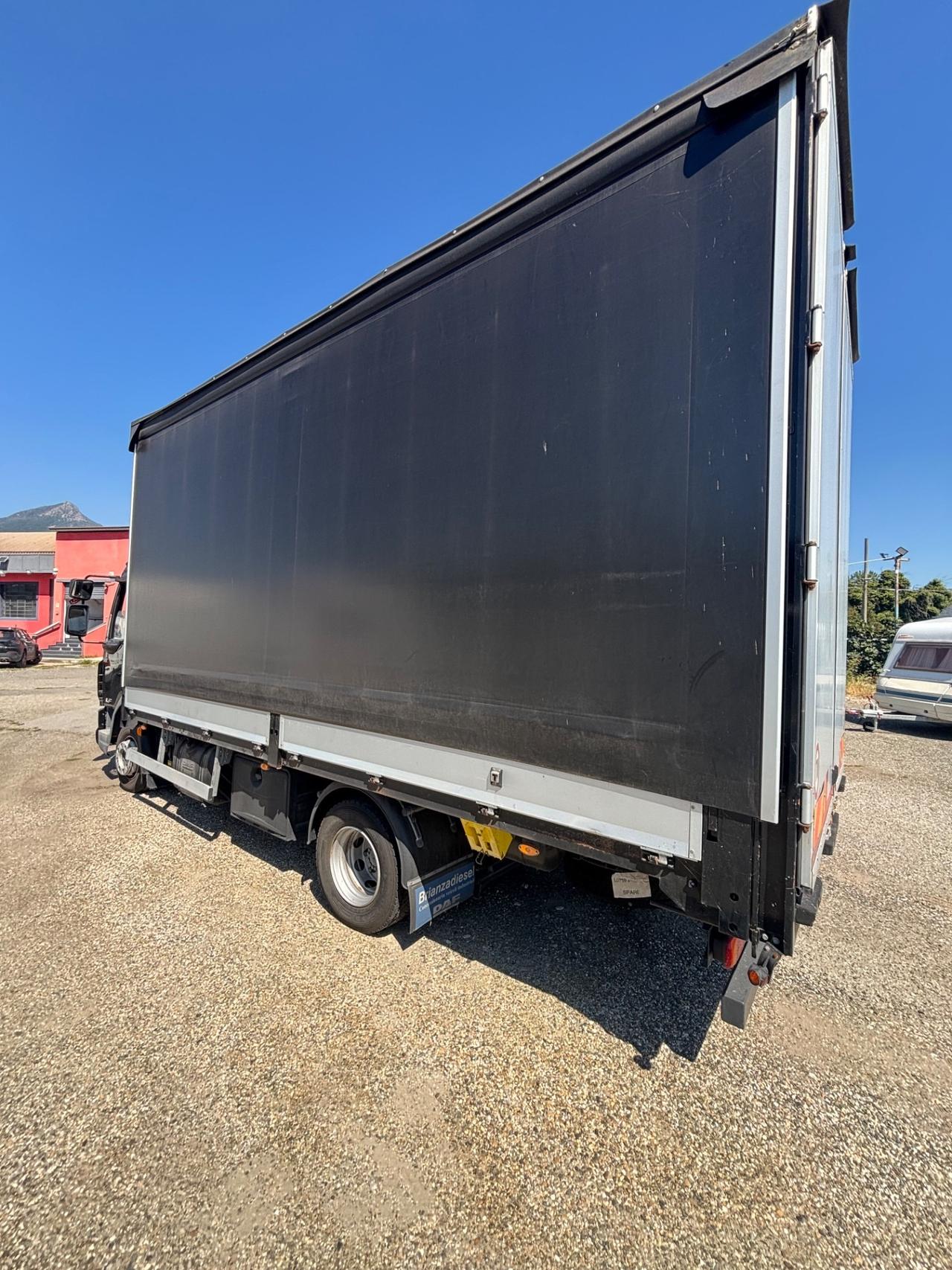 266 DAF autocarro del 2021 in saldo