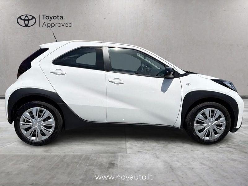 Toyota Aygo X 1.0B (72 CV) Active