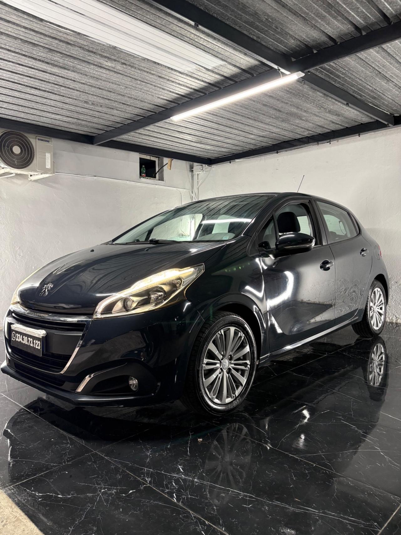 Peugeot 208 5p. Allure