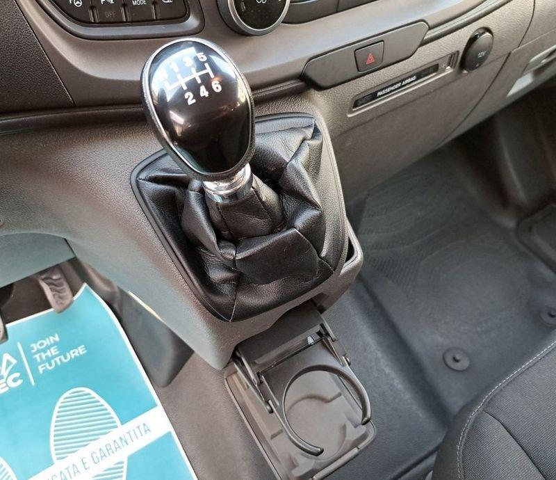 Ford Transit Custom Transit Custom 340 2.0 EcoBlue Hybrid 130 PC Combi Trend