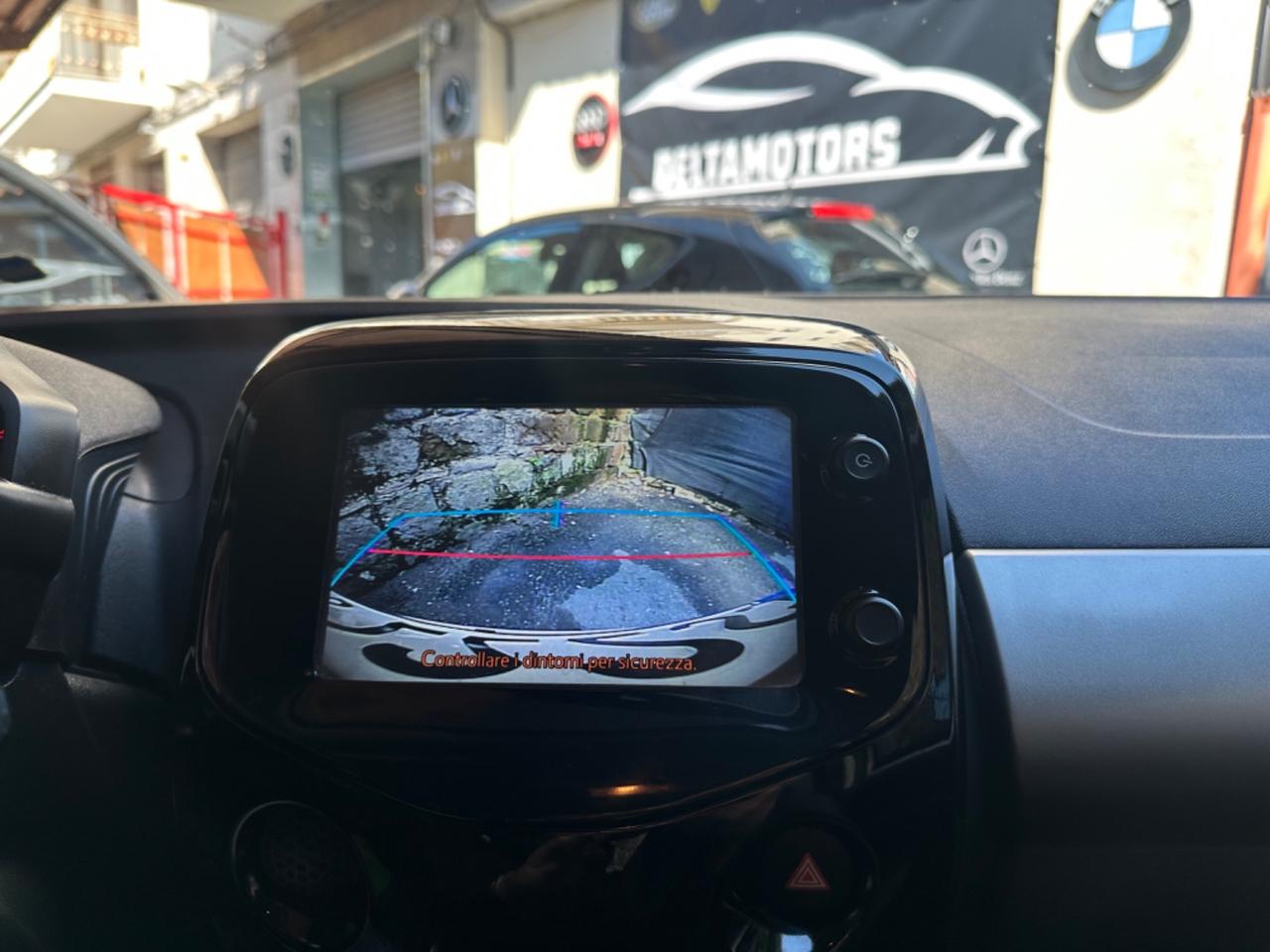 Peugeot 108 VTi 68 3 porte RATE/FINANZIAMENTI