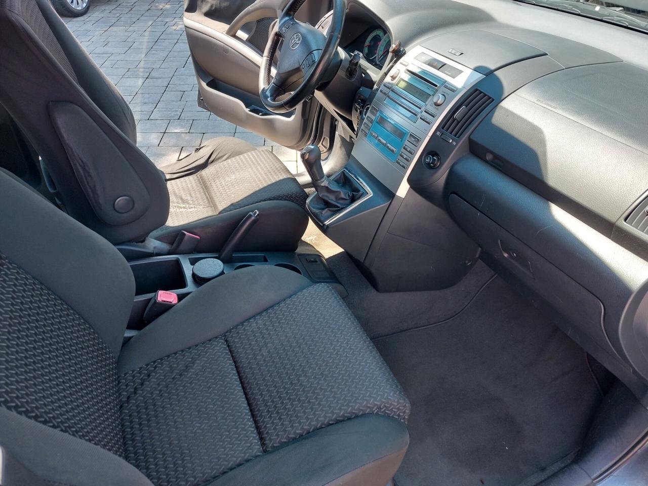 Toyota Corolla Verso 2.2 16V D-4D meccanica perfetta