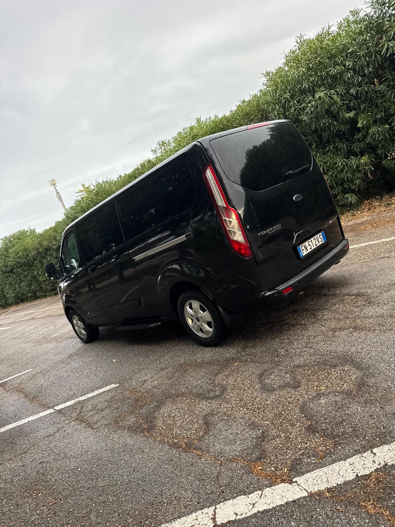 Ford Tourneo Custom 310 2.0 TDCi 130CV PL Titanium