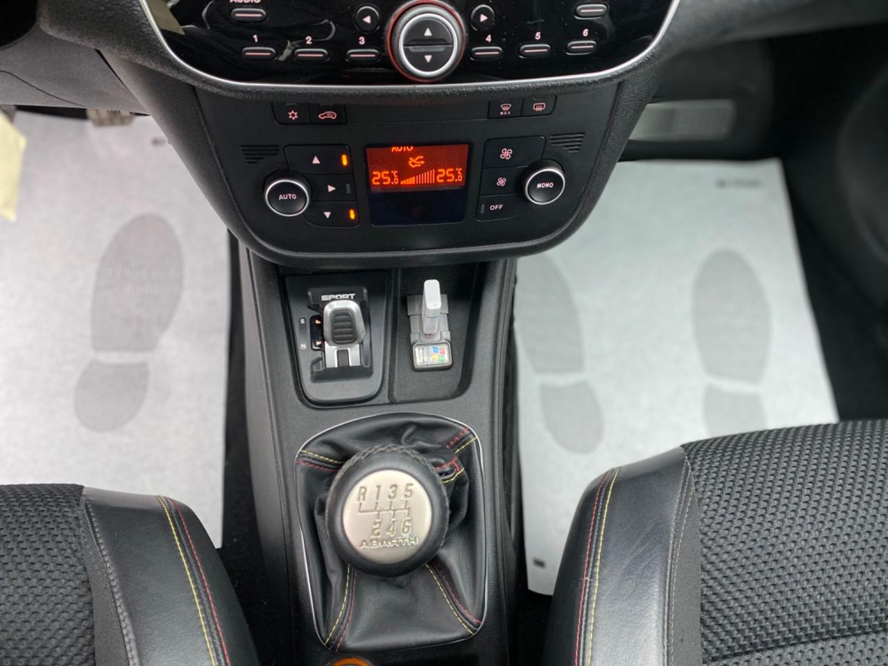 Abarth Punto EVO 1.4 16V Turbo Multiair 165CV