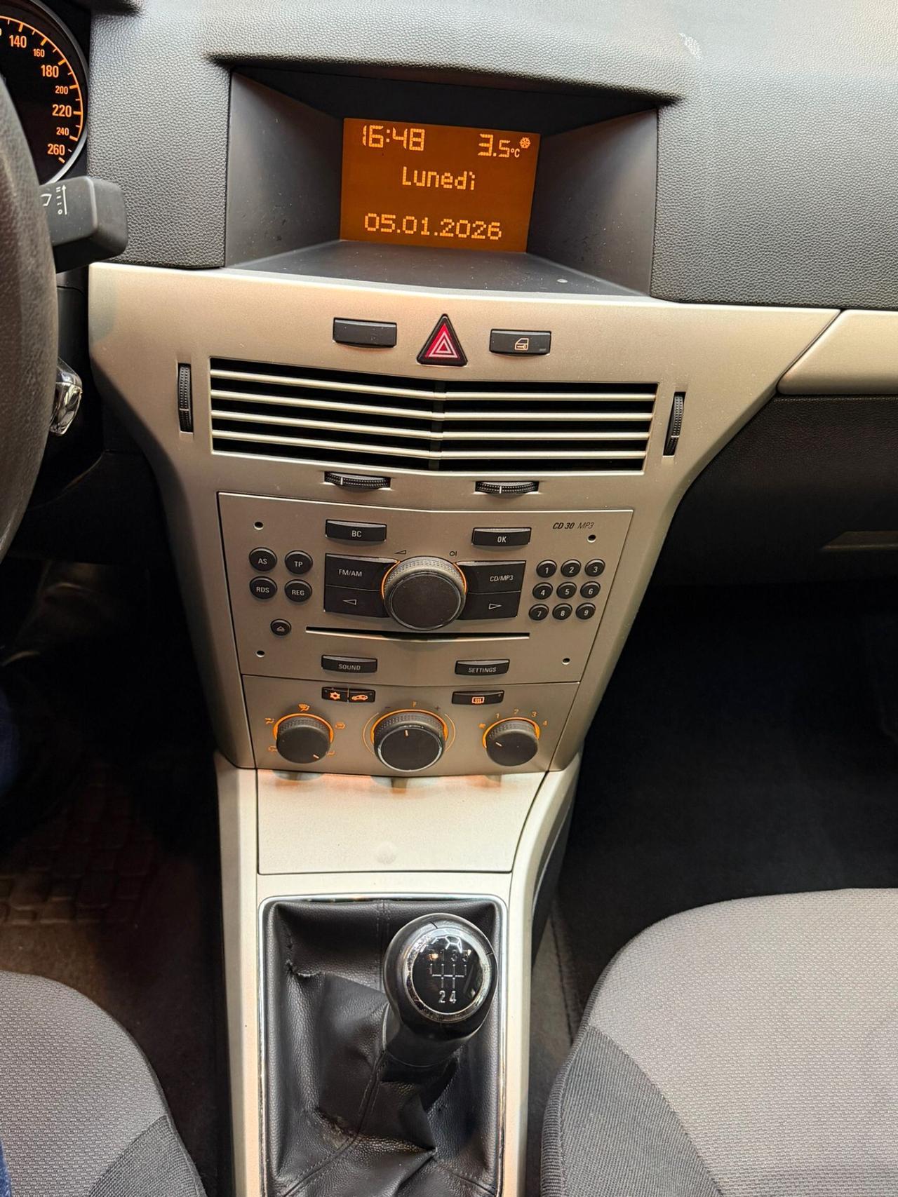 Opel Astra GTC 1.4 16V Twinport 3 porte Enjoy