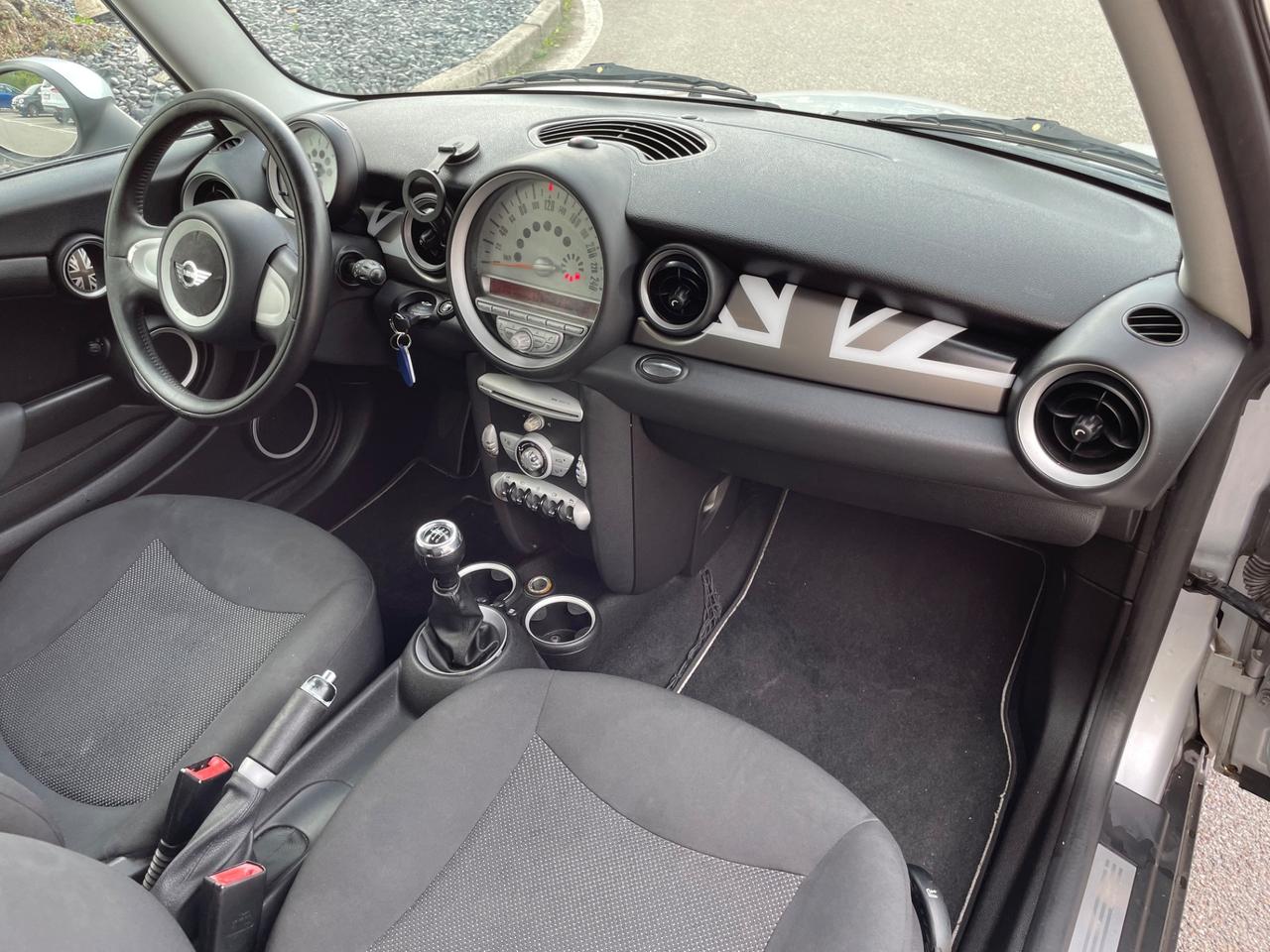 Mini 1.6 16V Cooper Pepper