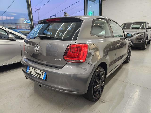 Volkswagen Polo Polo V 2009 3p 1.6 Highline bi-fuel 82cv