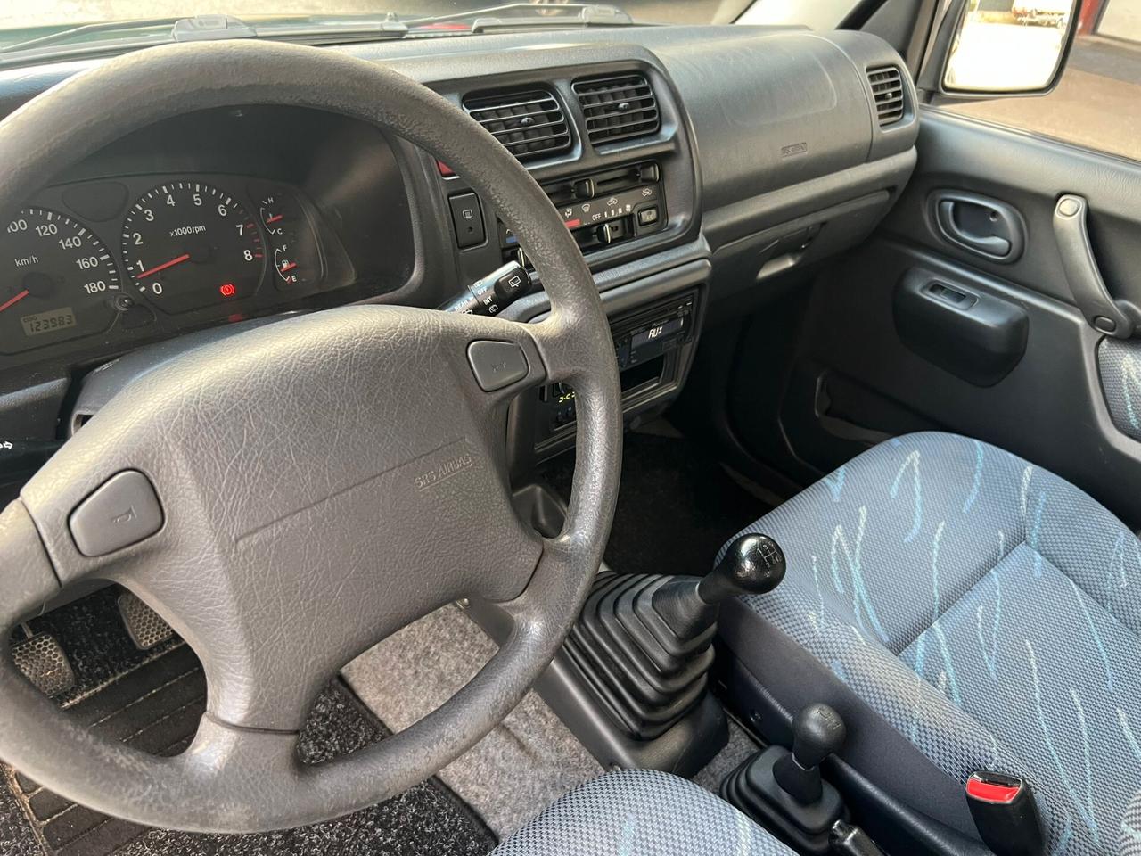 Suzuki Jimny 1.3i 4WD JLX