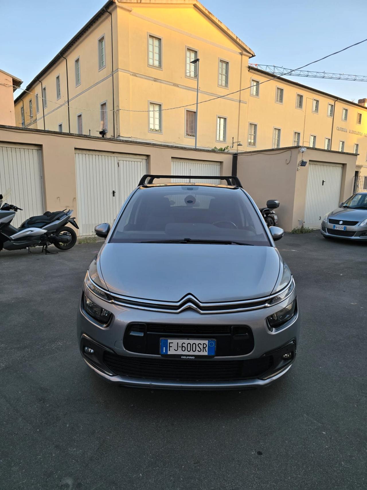 Citroen C4 Picasso BlueHDi 120 S&S Shine possibilita garanzia 12 mesi perfetta