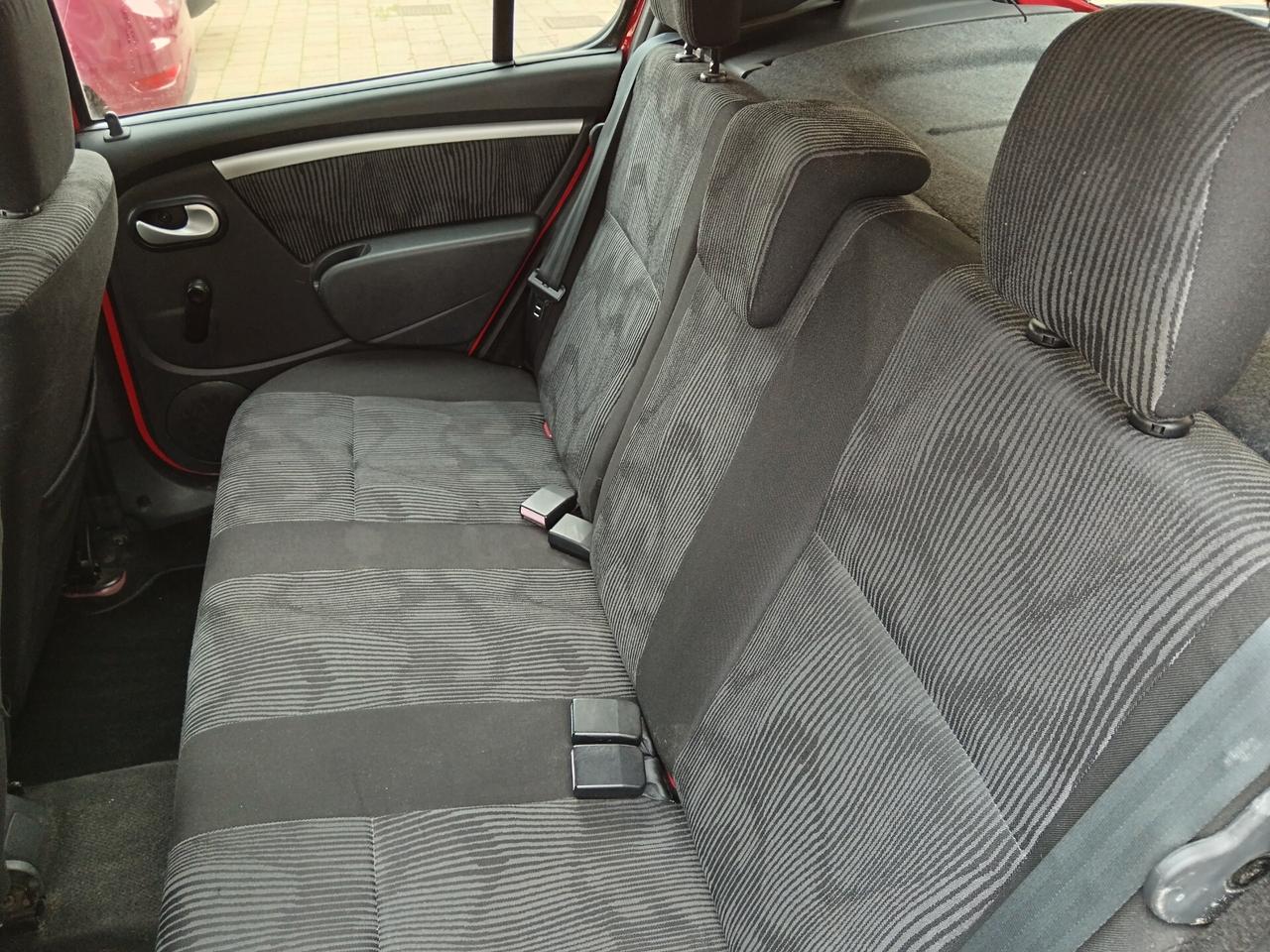 Dacia Sandero 1.4 8V GPL Ambiance