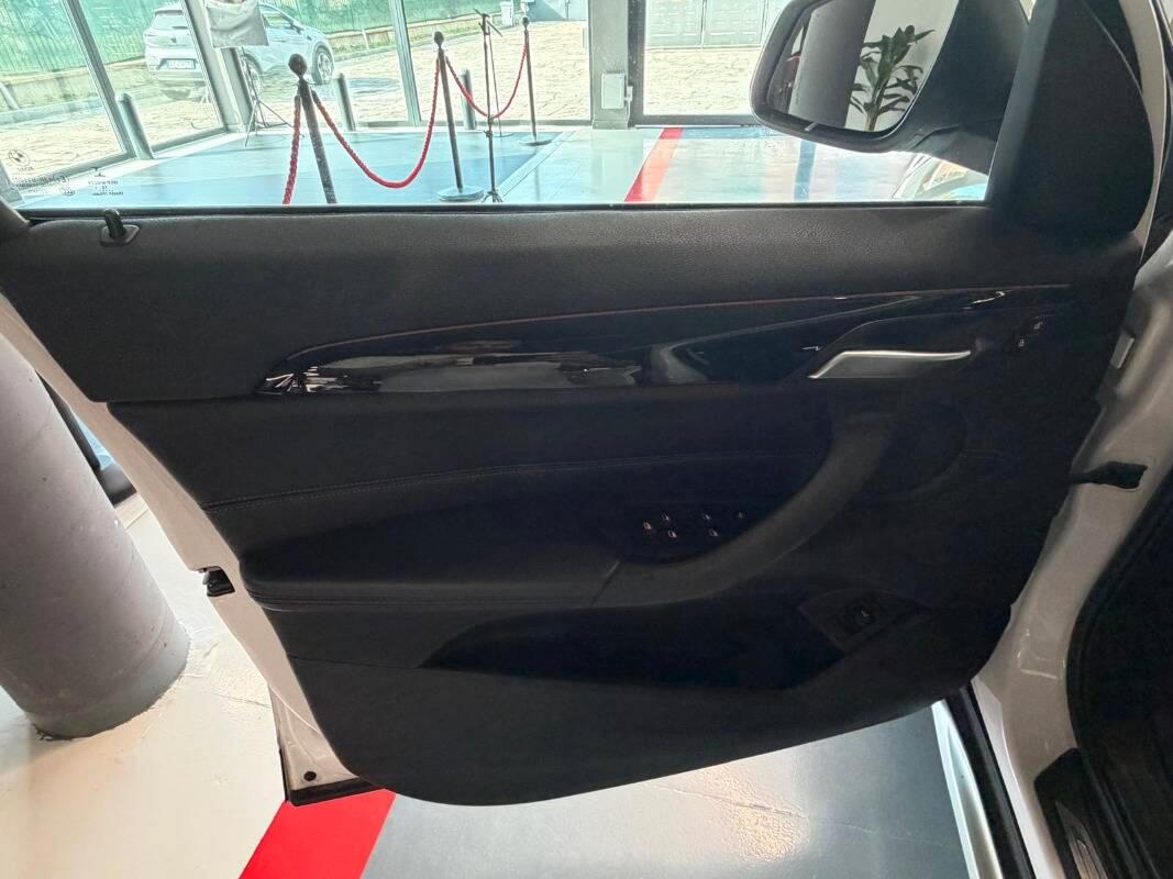 BMW X1 Sdrive18d xLine auto