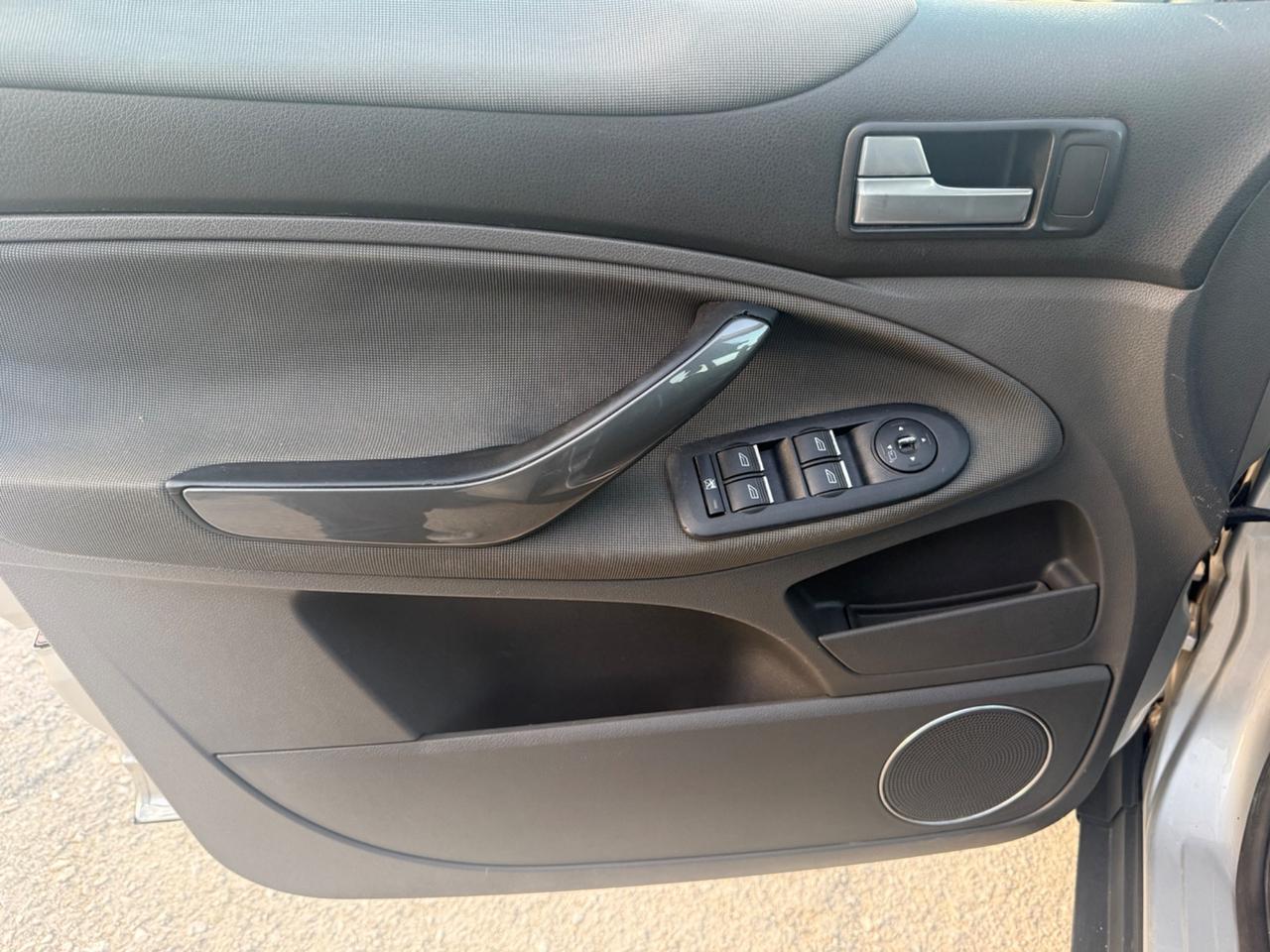 Ford Kuga 2.0 TDCi 136 CV 2WD Titanium DPF