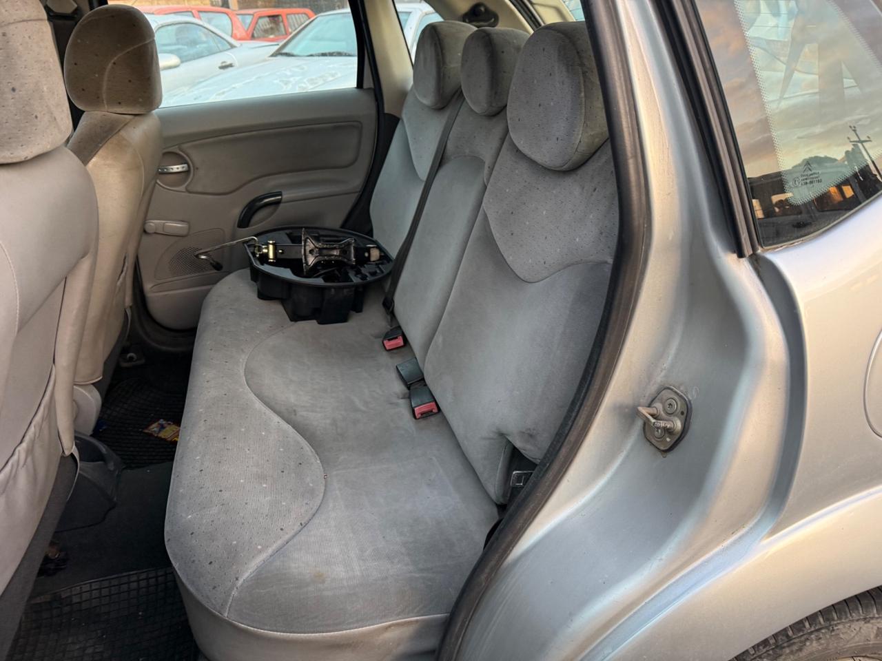 Citroen C3 1.4 per pezzi di ricambio