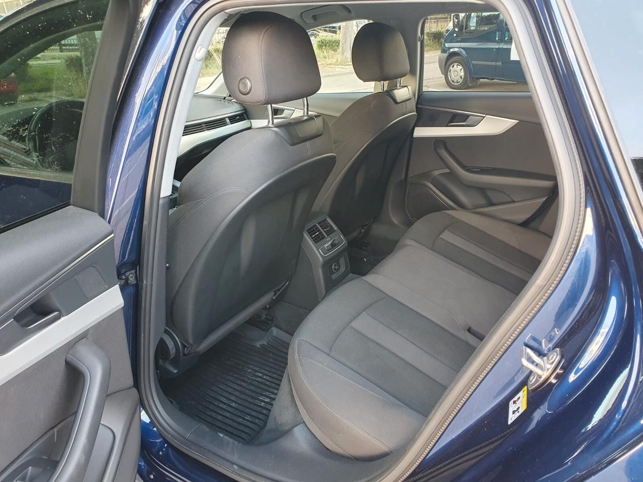 Audi A4 Avant 40 S-line METANO /OK PERMUTE /FINANZIABILE