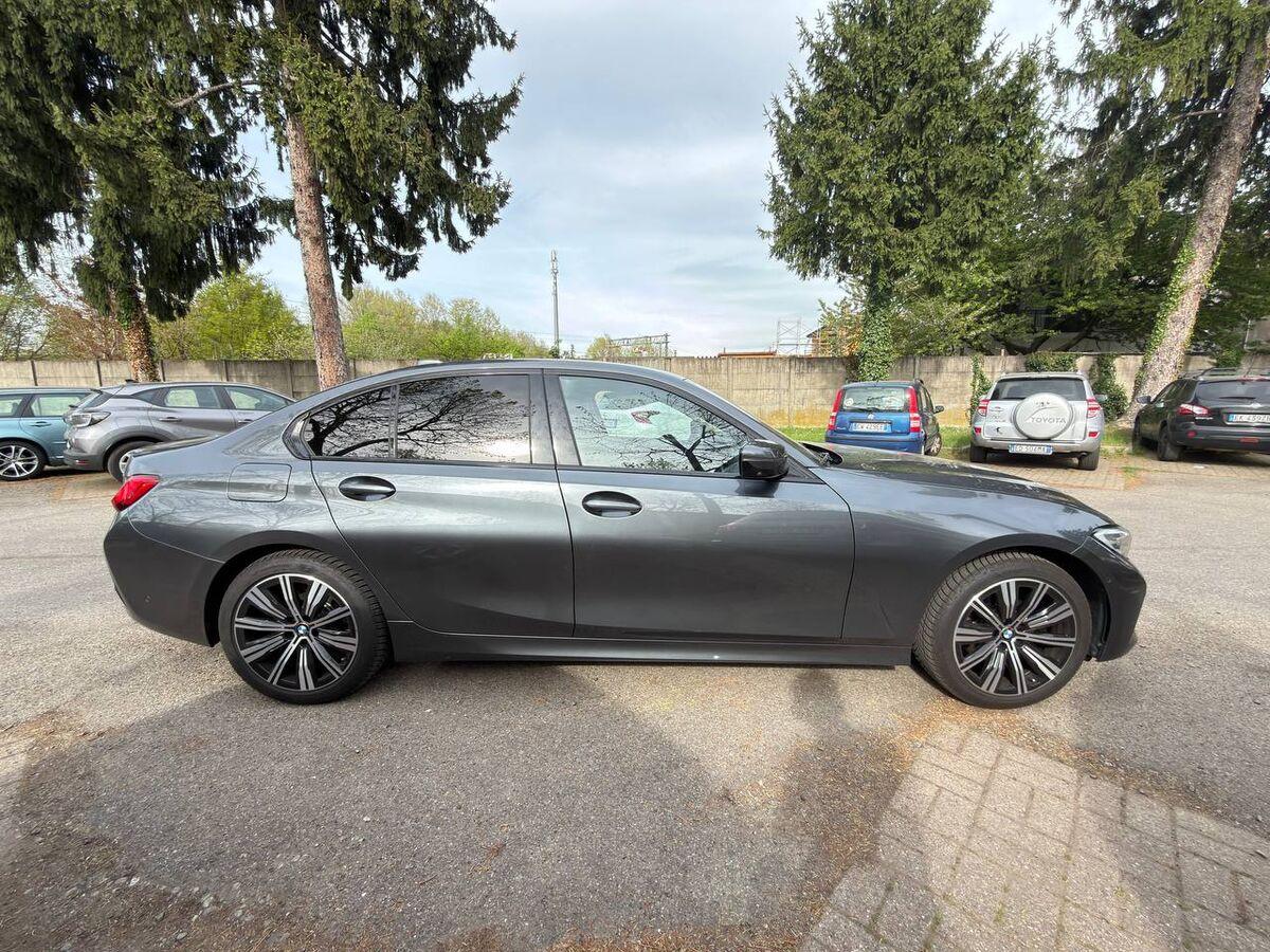 BMW Serie 3 320d mhev 48V xdrive Luxury auto