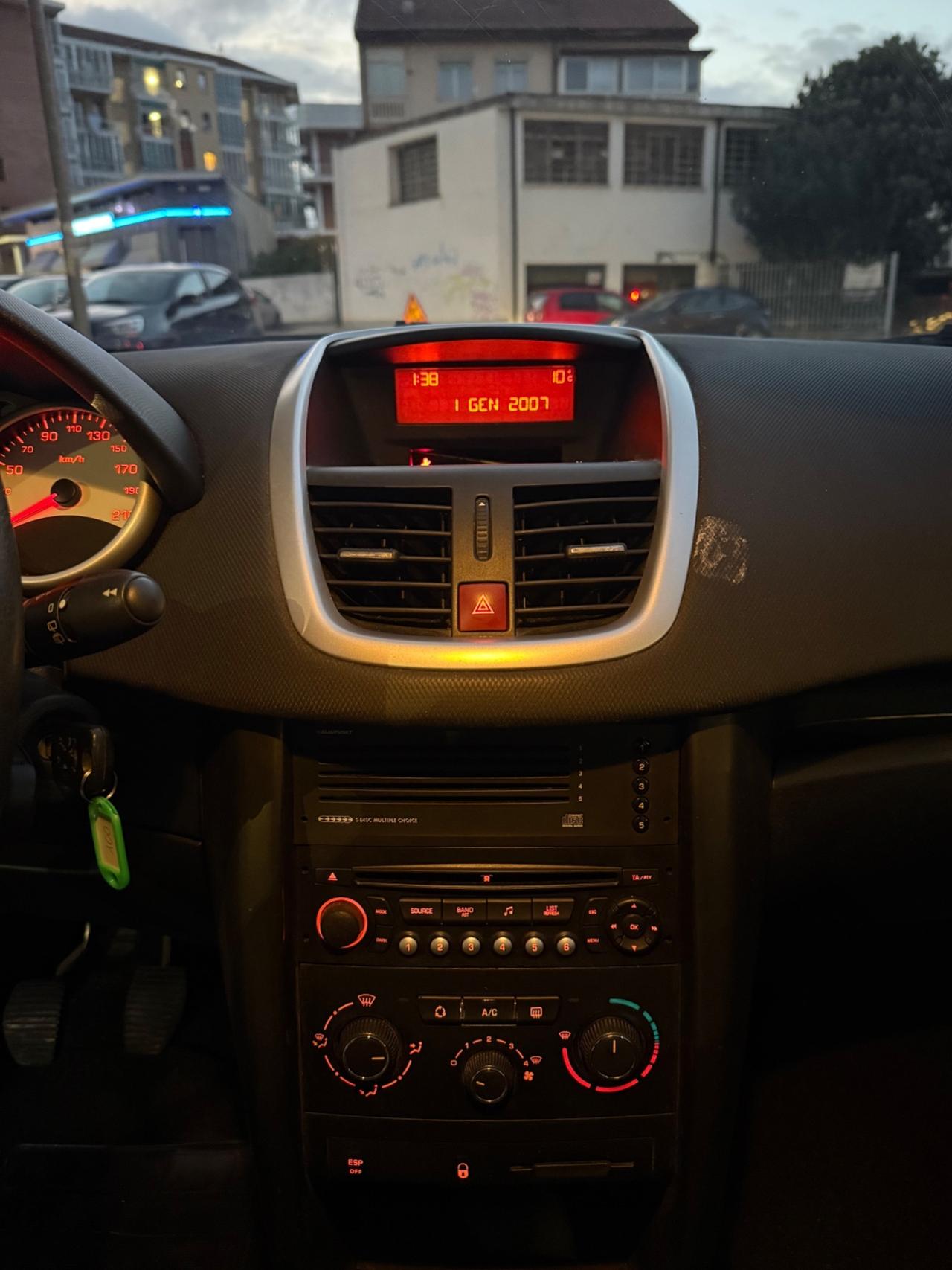 Peugeot 207 1.4 8V 75CV SW X Line ECO GPL