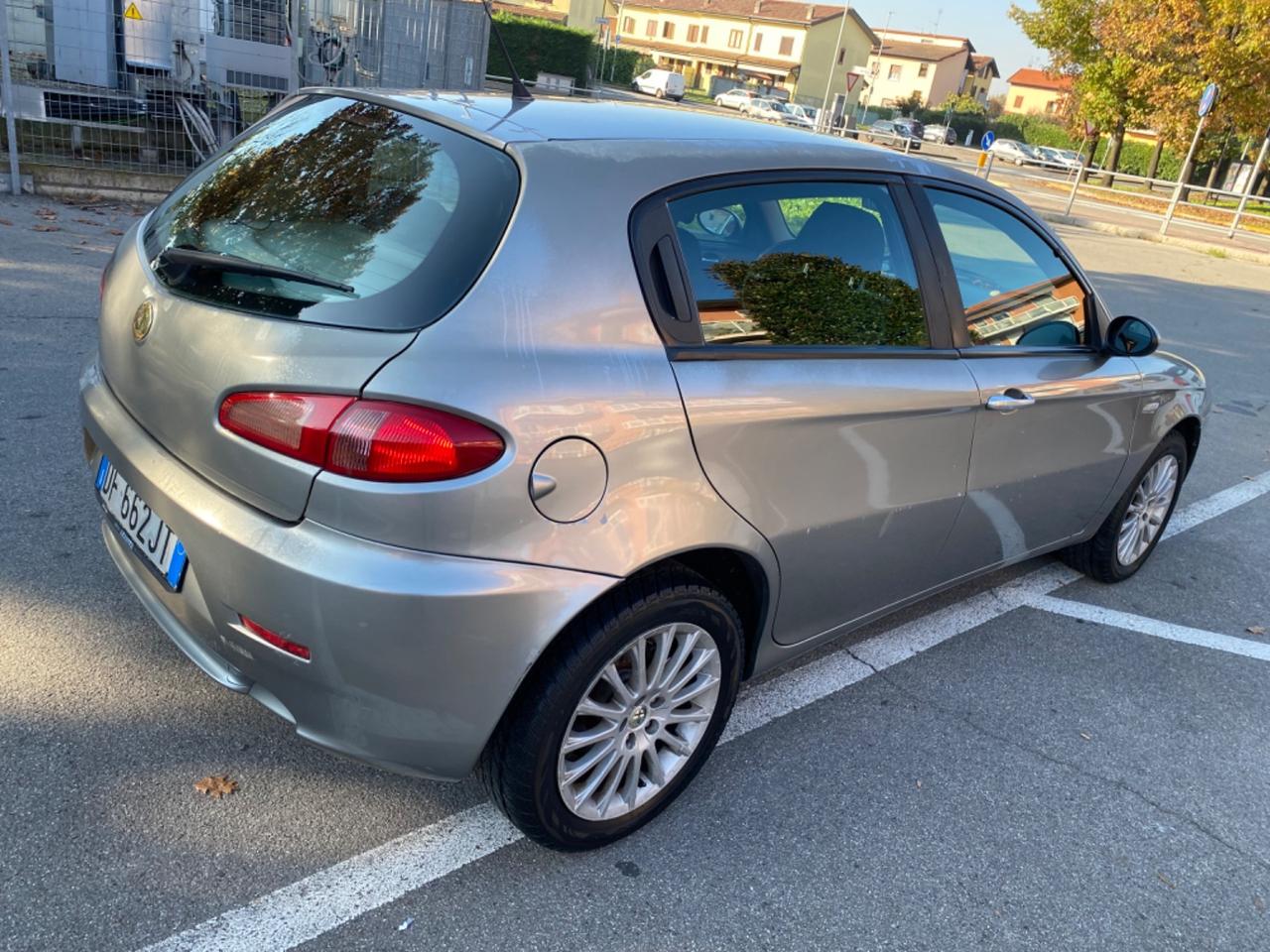 Alfa Romeo 147 1.6 16V TS (105) 5 porte Progression