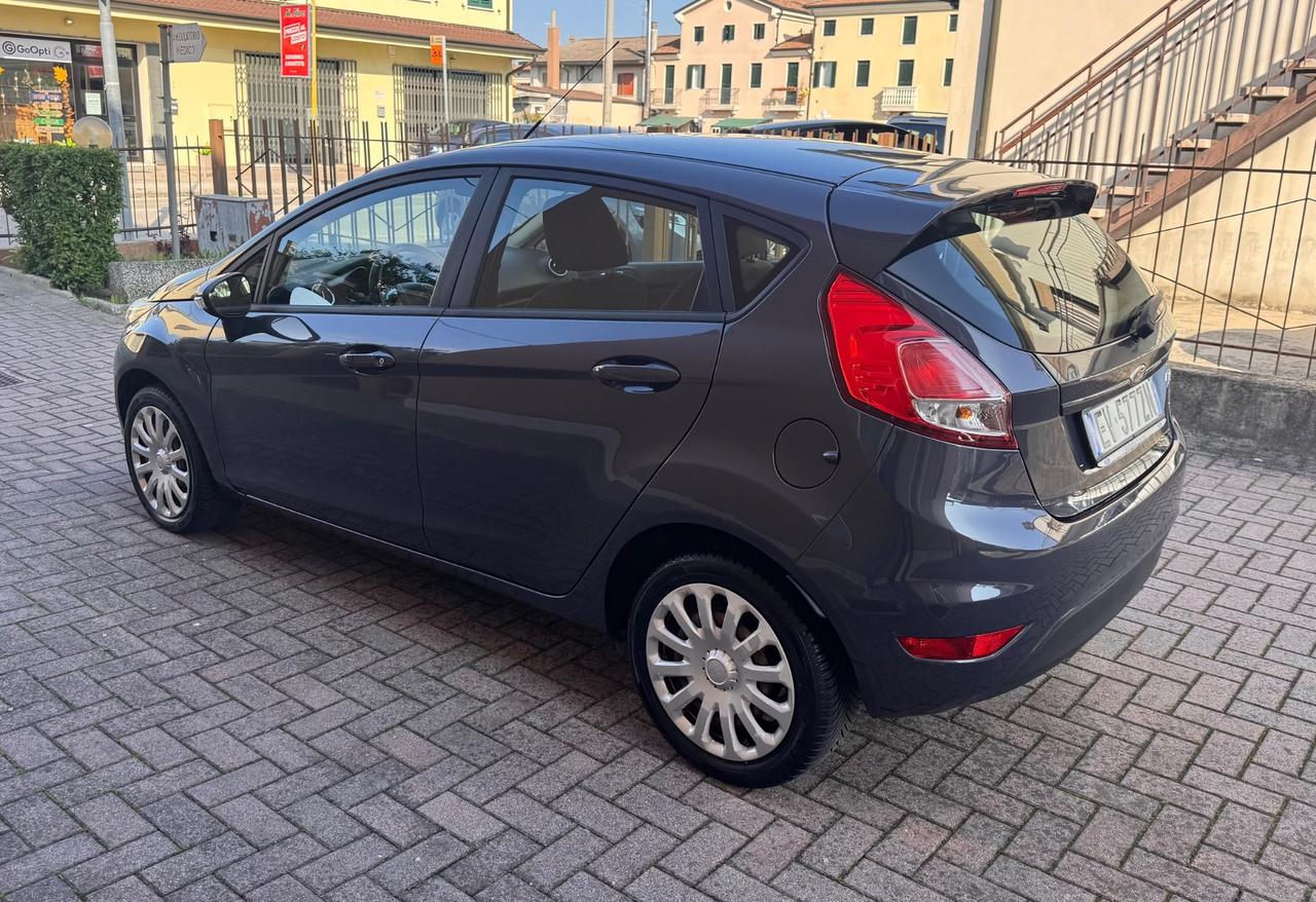 Ford Fiesta 1.4 5p. Bz.- GPL OK Neopatentati