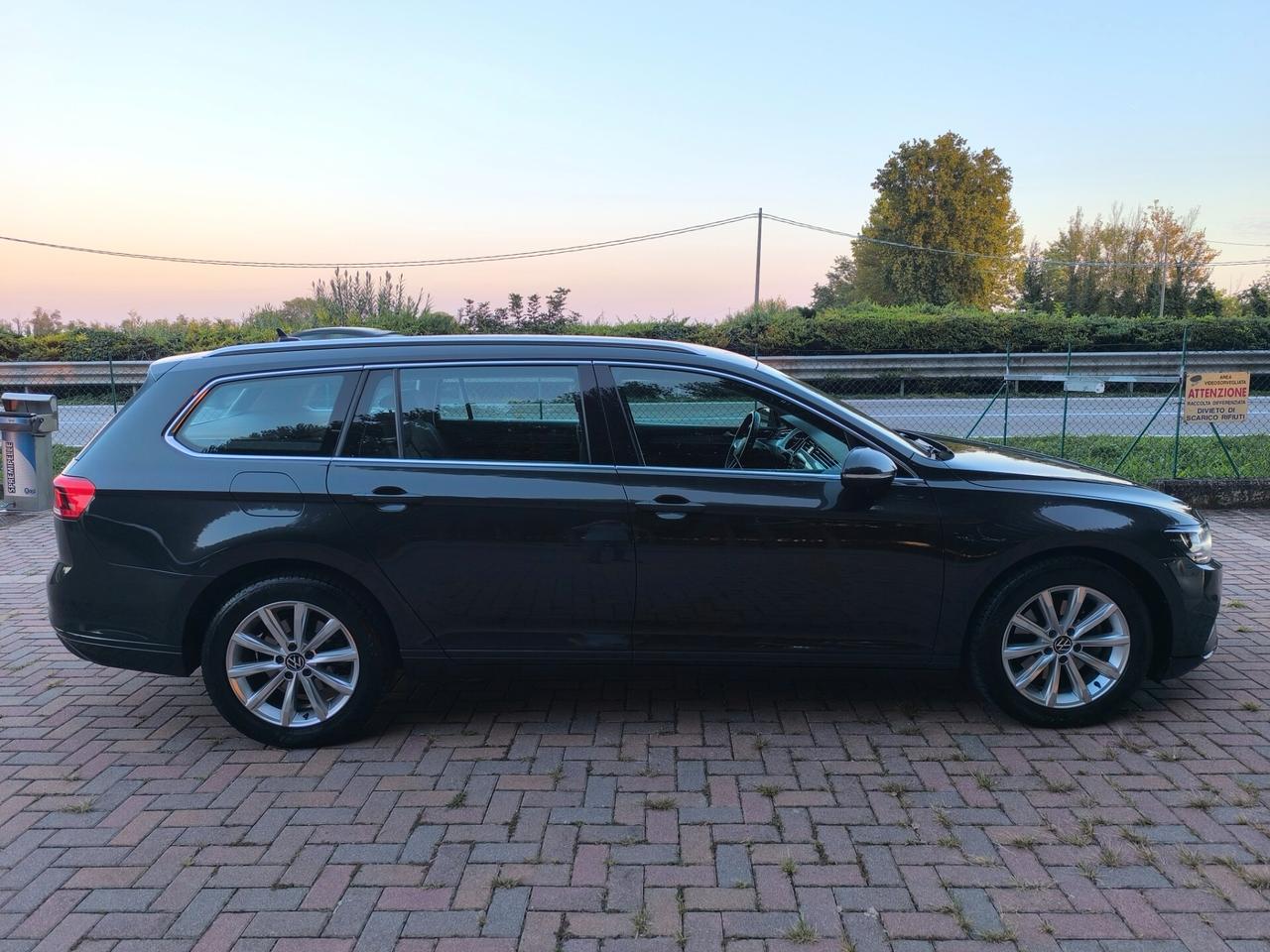 Volkswagen Passat Variant 2.0 TDI SCR 122 CV EVO DSG Business