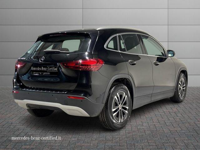 MERCEDES-BENZ GLA 180 d Automatic Advanced