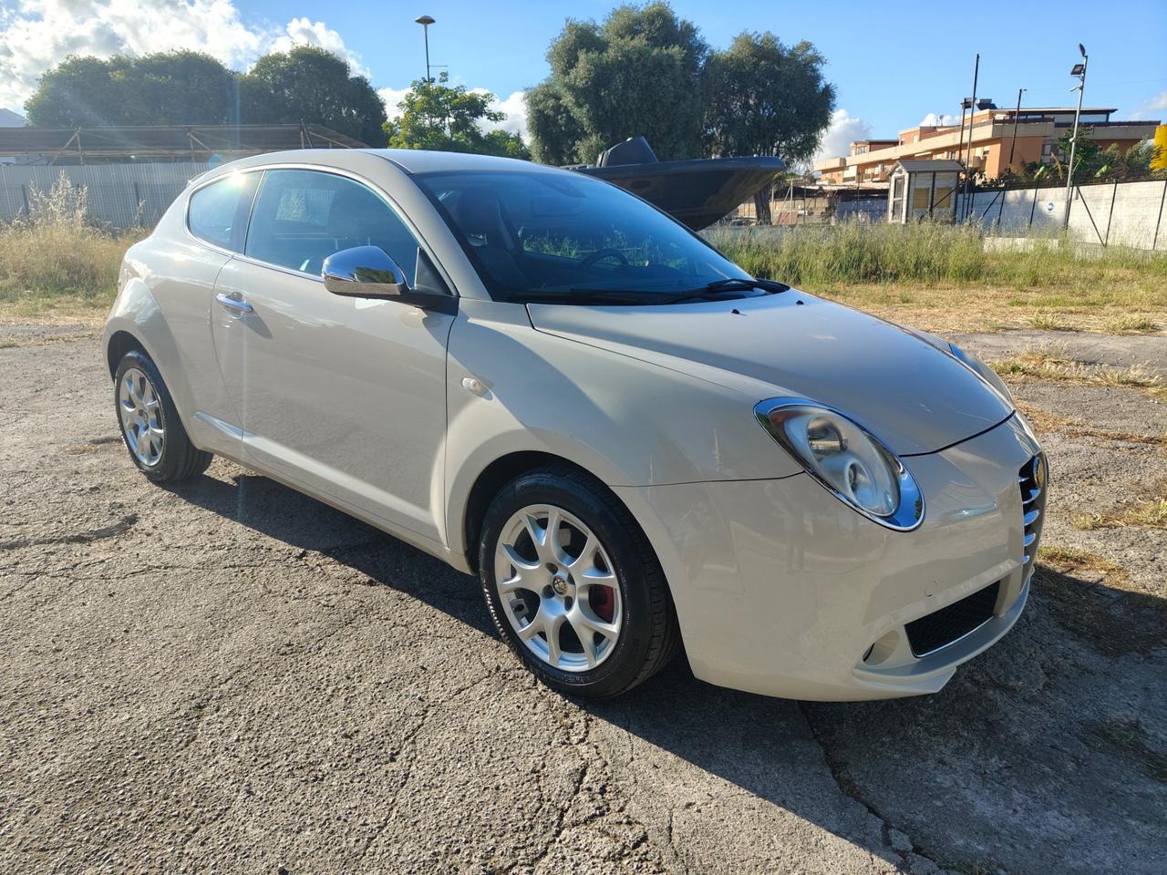 Alfa Romeo MiTo 1.3 JTDm 85CV OK NEOPATENTATI