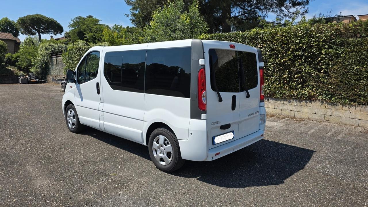 Opel Vivaro 27 2.0 CDTI 120CV PC-TN Tour Cosmo Easytronic Fap