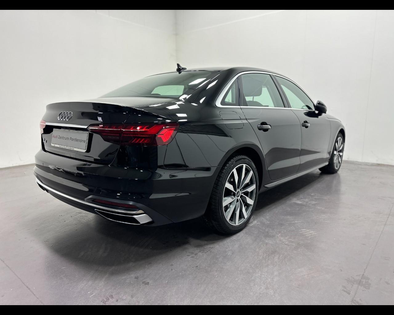 AUDI A4 V 2019 Berlina A4 35 2.0 tdi mhev Business Advanced 163cv s-tronic