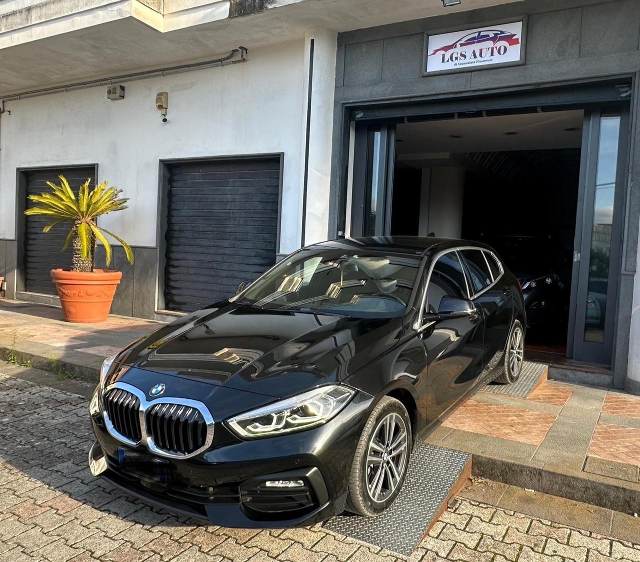 Bmw 116 116d 5p. Advantage