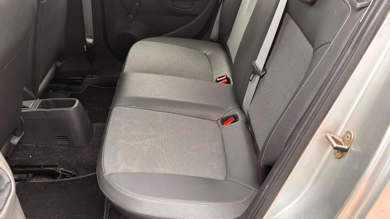 Opel Corsa 1.4 16V 5 porte Enjoy