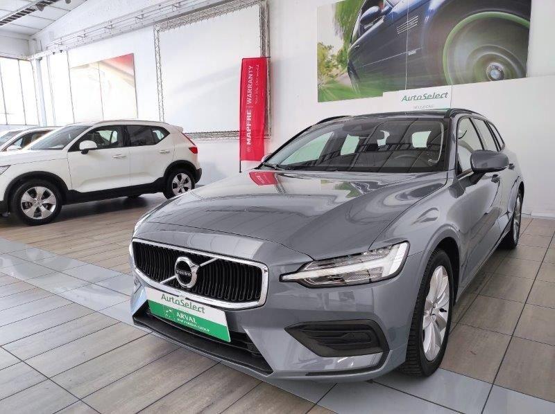 Volvo V60 (2018-->) B4 (d) Geartronic Momentum Business