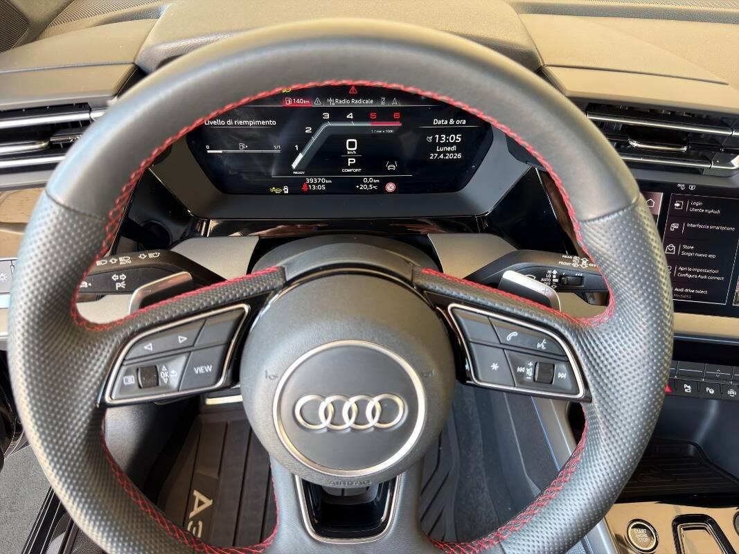 Audi A3 2.0 tdi Identity Contrast S line 150cv s-tronic