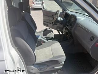 Nissan NP300 2.5 Dci King Cab Gancio traino